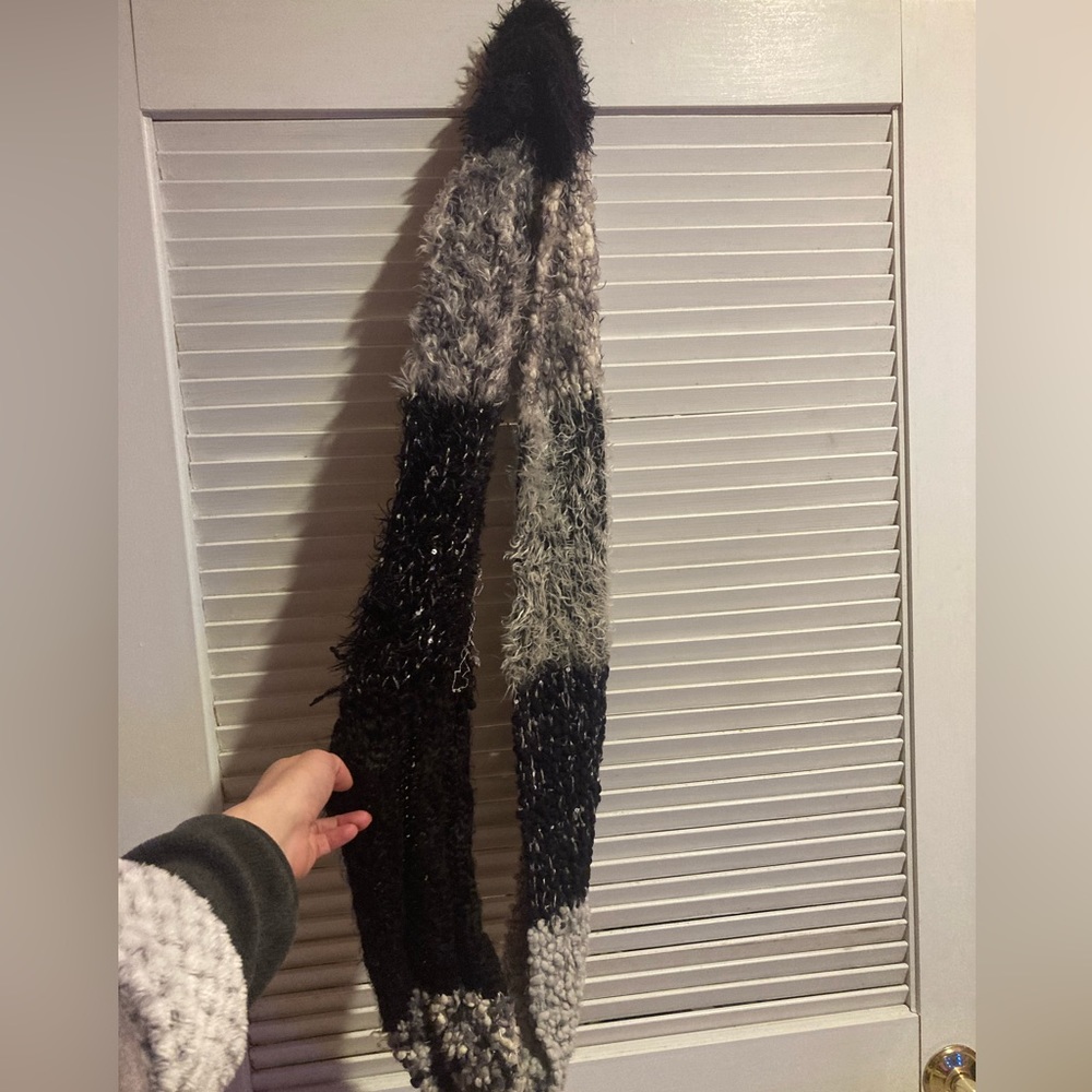 Silver, Black, Grey and White Circle Scarf